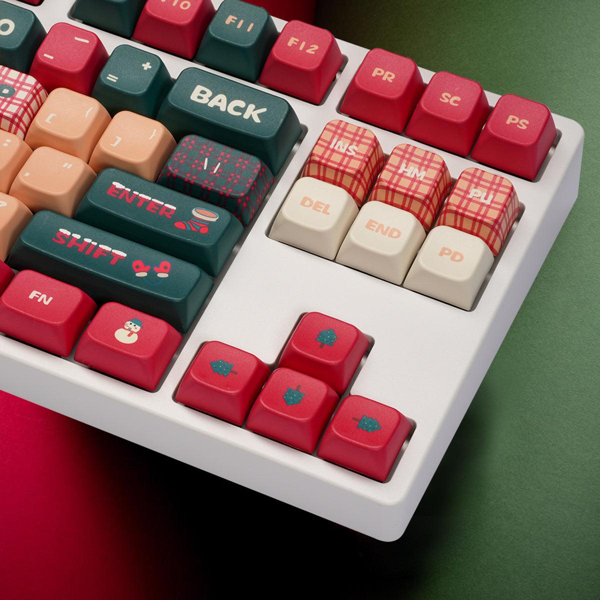 MDA/Cherry Profile PBT Dye-Sub Keycap Set - Christmas Theme 3 - KeyCapUS
