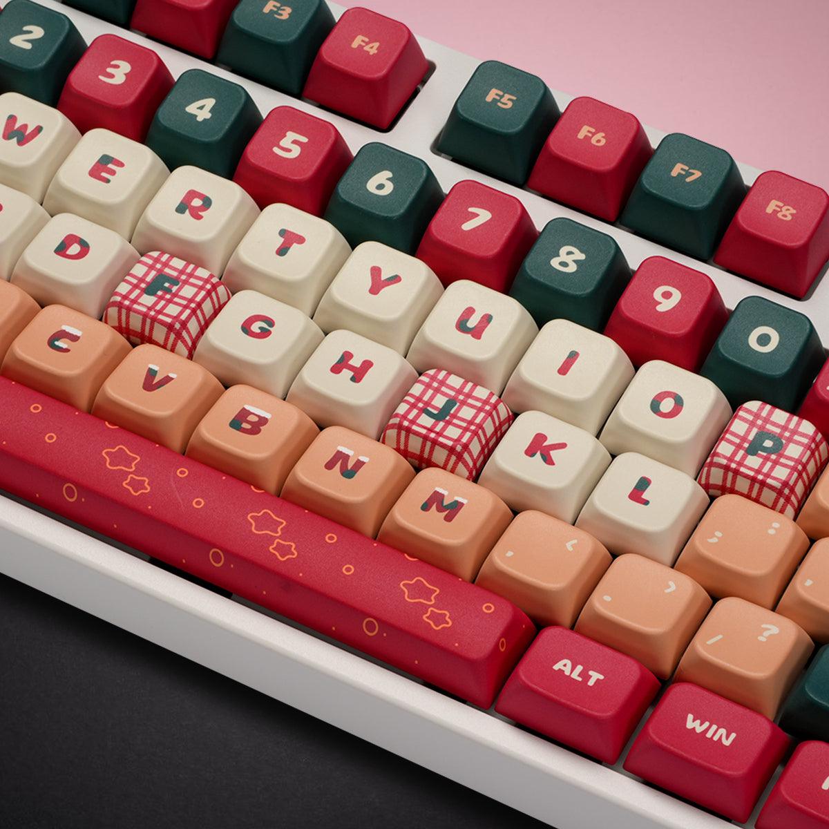 MDA/Cherry Profile PBT Dye-Sub Keycap Set - Christmas Theme 3 - KeyCapUS