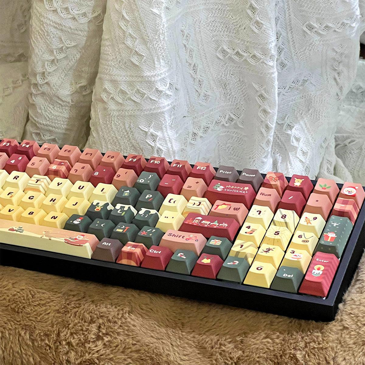 Cherry Dye-Sub PBT Keycap Set - Christmas Theme 4 - KeyCapUS