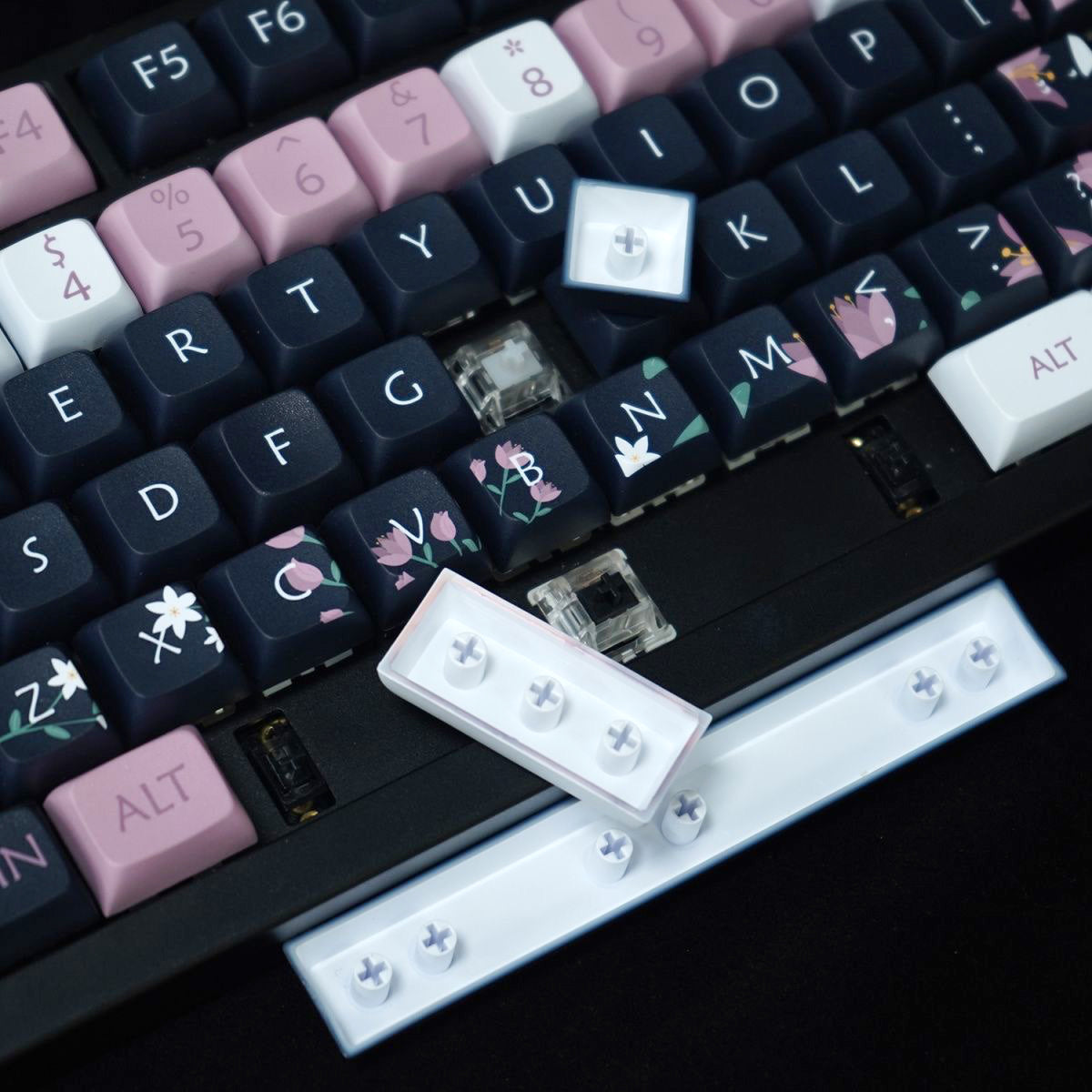 XDA Profile Dye-Sub PBT Keycap Set - Flower Language - KeyCapUS