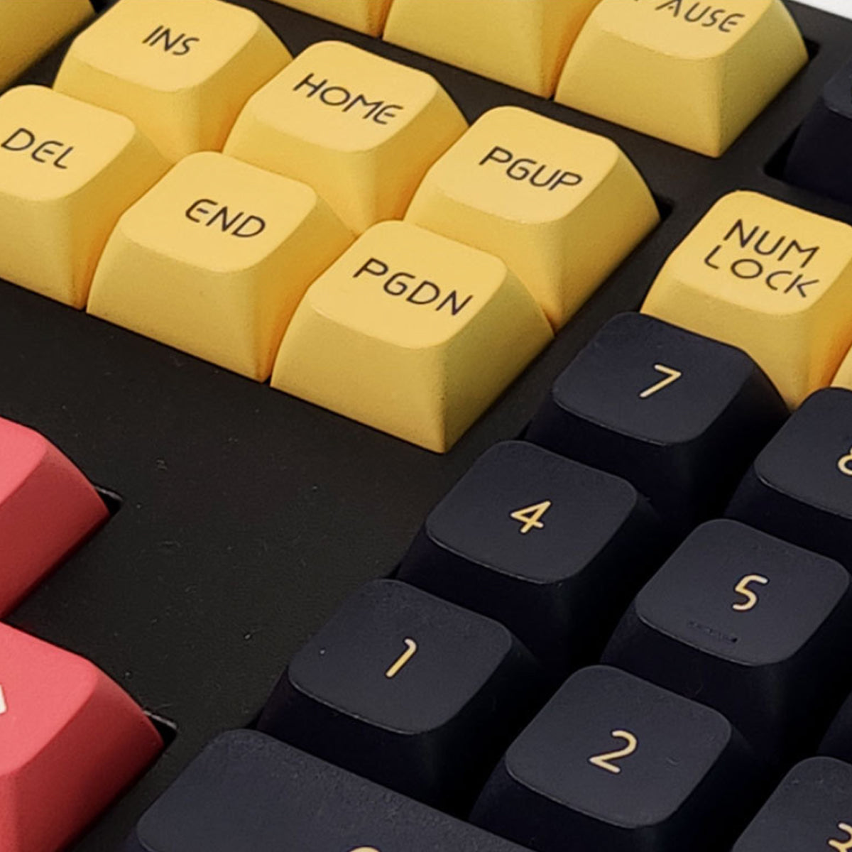 XDA-like Dye-Sub PBT Keycap Set - Craft Beer - KeyCapUS